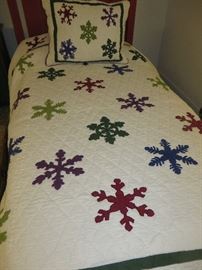 SNOW FLAKE TWIN QUILT & MATCHING SHAM
POTTERY BARN
(there are two sets)