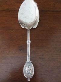 "MEDALLION" STERLING SERVING SPOON
BALL BLAC & COMPANY 
