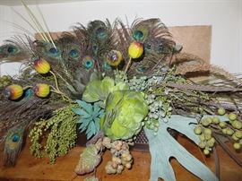 ARRANGEMENT WITH PEACOCK FEATHERS
WIRE OBLONG BASKET