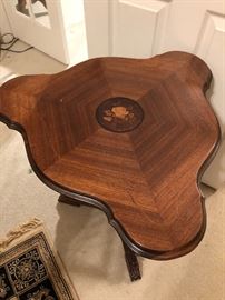 Mahogany inlayed table