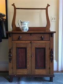 Victorian Commode with Towel Bar 