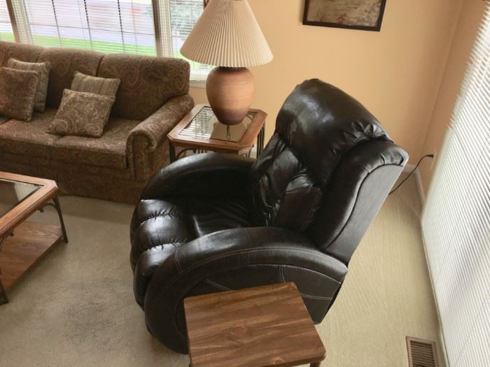 SOUTHERN MOTION POWER RECLINER 