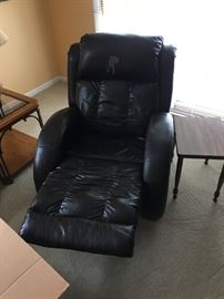 SOUTHERN MOTION POWER RECLINER 
