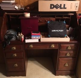 Roll top desk, Dell monitor