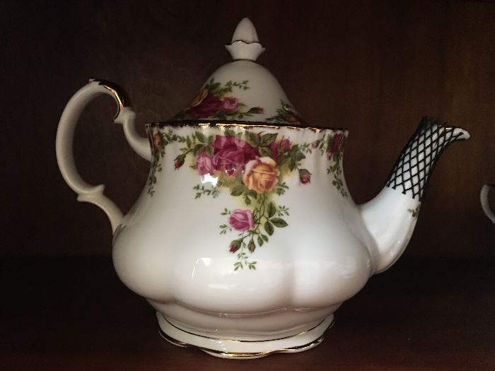 Royal Albert Teapot