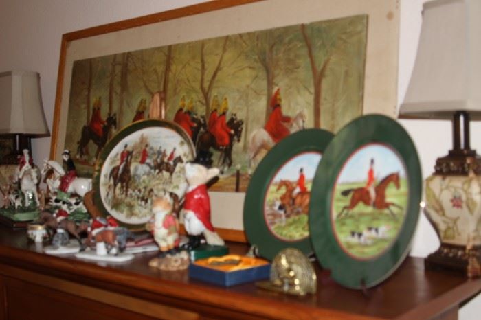 Mantle full of fox hunting themed items. Genuine hunting horn.