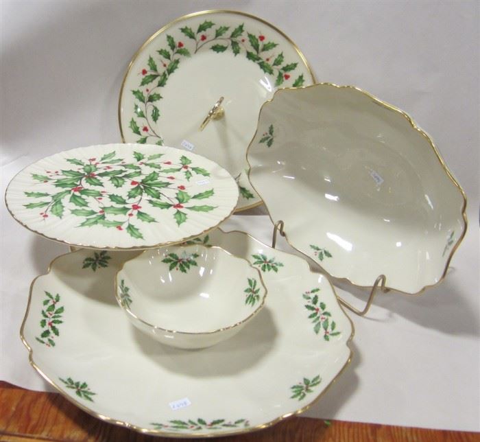 Lenox holly pattern porcelalin tidbit, serving trays and bowls.  All for one lot to the highest bidder