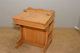 This desk is awesome!!