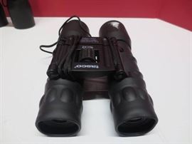 Lot of 2 Tasco 16x32 binoculars.