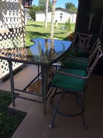Outdoor glass top bar and chairs wi