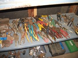 Pliers