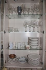 Kitchenware - Dishes & Glassware