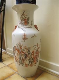 Late 19th c. Chinese floor vase