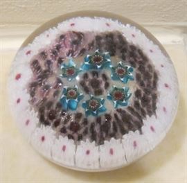Paperweight flowers no sig