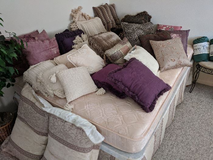 The bed is for sale too, you'll just have to see past the throw pillows! 