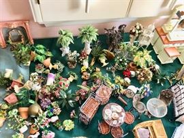 Miniatures Dollhouse Furniture