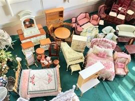 Miniatures Dollhouse Furniture