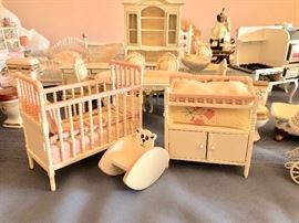 Miniature Dollhouse Furniture