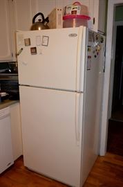 Whirpool Refrigerator with ice maker