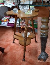 glass ball & clawftood oak clover leaf table