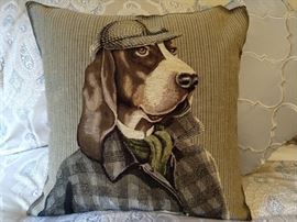 This here's Luke. He can hunt.