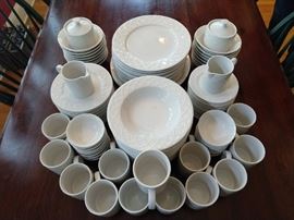 112-piece set of Oneida "Picnic" china.