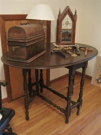 stand, clock & phonograph