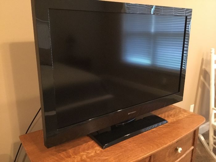 TV - 36” - EMERSON