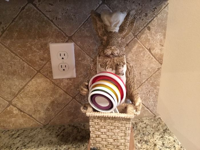 Kitchen bunny