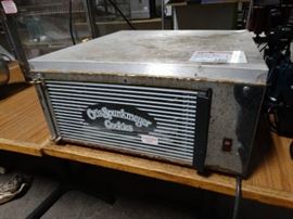 Otis Spunkmeyer cookie oven w pans