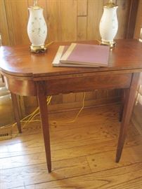 Antique Hepplewhite card game table, flip top. Belleek Table Lamps.