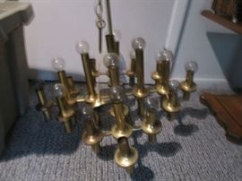 1960s Brass Chandelier Style of Sciolari 