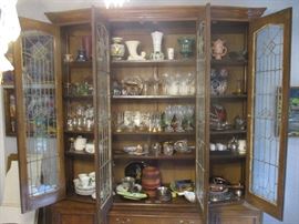 China Crystal Pottery  Vintage Teapots Etc