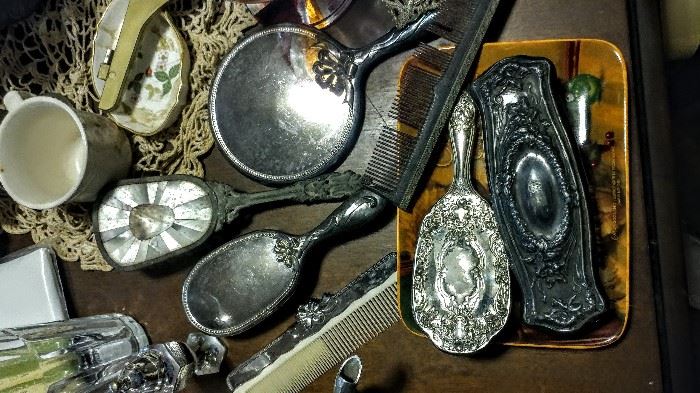 Large collection of silver accessories