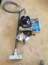 Bosch Vacuum
