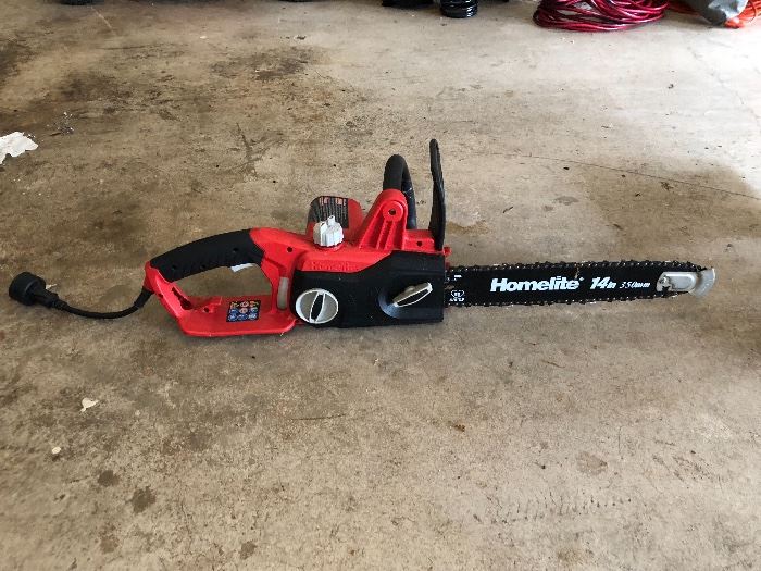 14" homelite electric chainsaw.  Used twice.  Brand new.  $30