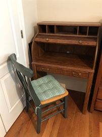 Roll top Desk (Chair not included) $25