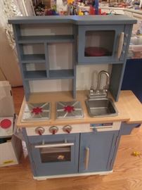 Darling Kitchen Stove