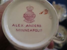 China Detail, Globe Backstamp