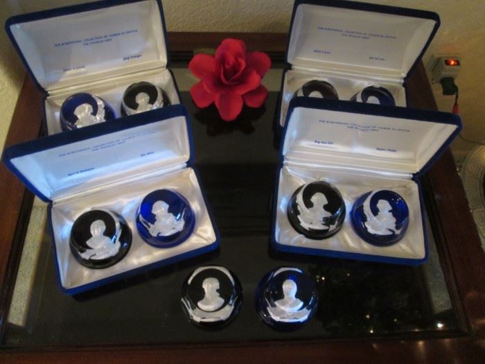 "The Franklin Mint" Bicentennial Collection Cameos in Crystal, most with boxes