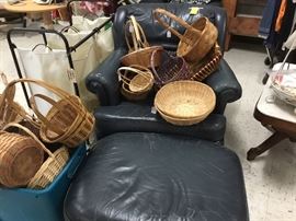 Chair with ottoman, LOTS of baskets