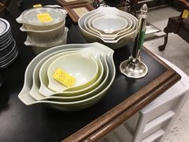 Pyrex bowl sets