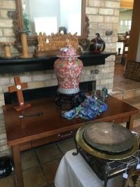 Porcelain oriental temple jar and  table/desk