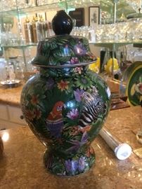 Oriental jar and bar crystal
