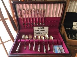 Vintage Oneida Community Flatware Set w/ Wood Box