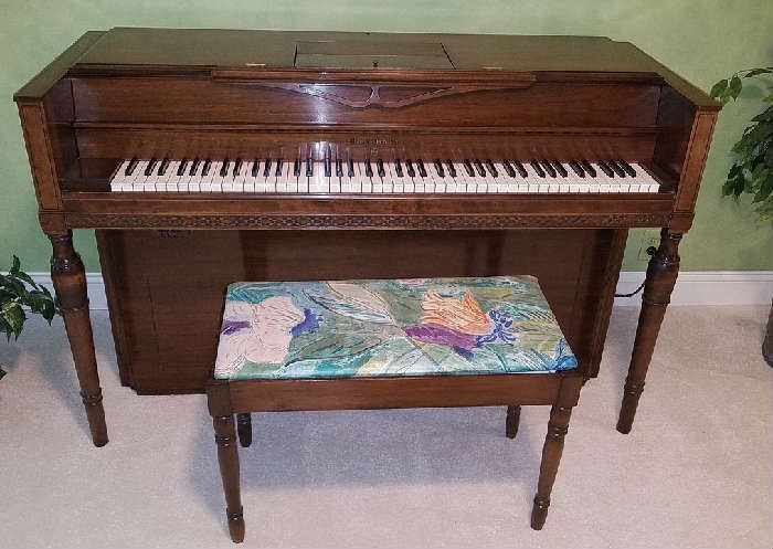 Antique Wm. Knabe & Sons Player Piano with over 60 music rolls