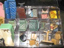 Tootsie toy metal doll furniture