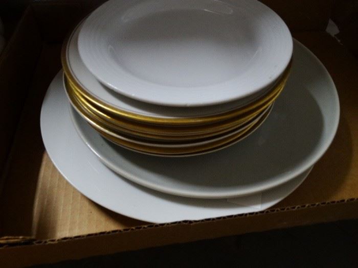 Lot of 10 Plates