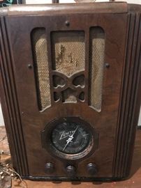 Antique Zenith radio