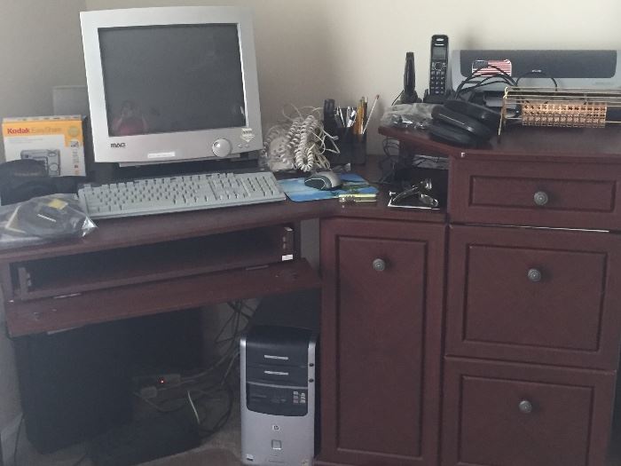 computer desk - one piece